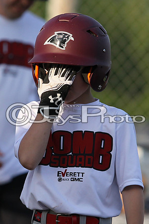 Bomb Squad vs Tigers 6-7 year old (Pitching Machine) 4-27-2015 (©Justin Manning) JWM_0225