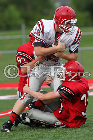 Glen Rose towel game (preseason football red-white game) 5-28-2015 (©Justin Manning) JWM_0109