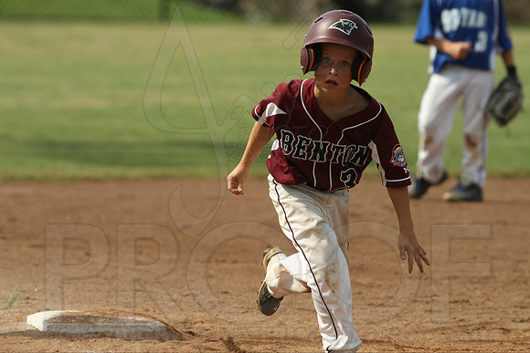 Benton-Midkiff vs. Bryant-Griffin 8 year old (Cal Ripken) 7-20-2014 (©Justin Manning) JWM_259