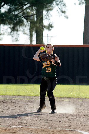 Ouachita @ Malvern Softball 5-6-2014 (© Justin Manning) JWM_0296