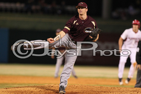 ULM @ Arkansas baseball_0810