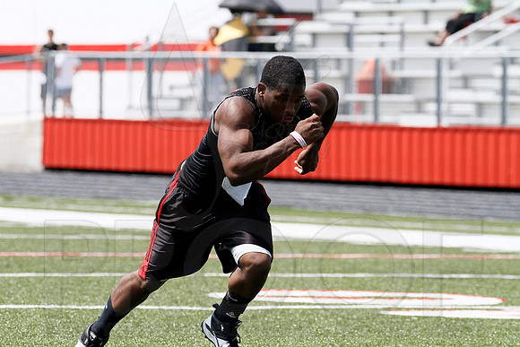 ArkansasVarsity Combine 5-26-12(Justin Manning)045