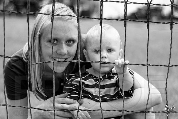 Madison & Kaleb Jacobs 7-7-12 (Justin Manning)071-2