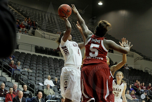 UALR Women's Basketball (©Justin Manning) JWM_0473