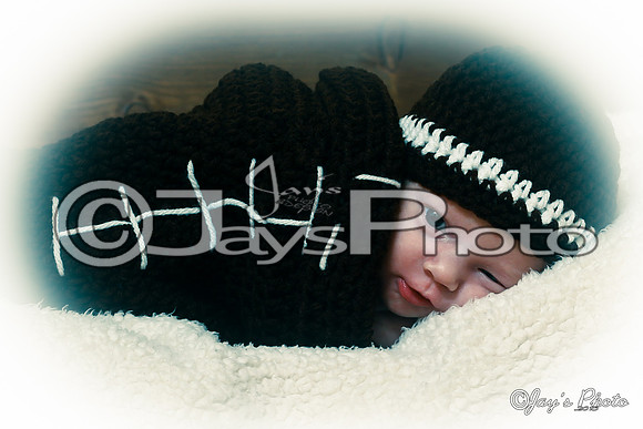 Jonathan Keston Ray newborn pictures 3-30-2015 (©Justin Manning) JWM_0013-2