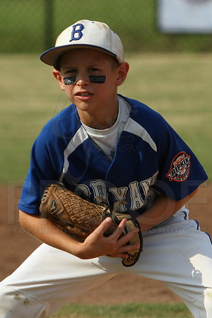 Benton-Midkiff vs. Bryant-Griffin 8 year old (Cal Ripken) 7-20-2014 (©Justin Manning) JWM_339