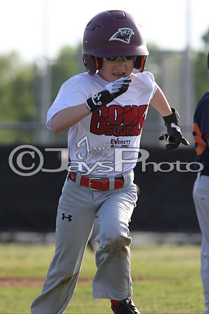 Bomb Squad vs Tigers 6-7 year old (Pitching Machine) 4-27-2015 (©Justin Manning) JWM_0136