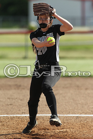 Bauxite @ Harmony Grove softball 4-21-2015 (©Justin Manning) JWM_0137