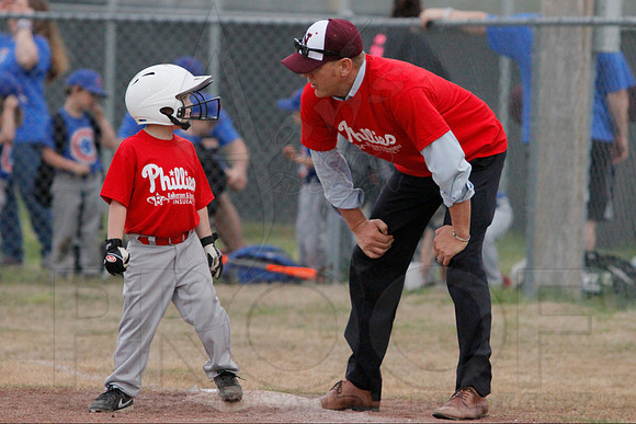 Phillies vs. Razorbacks 5-6 year old baseball 4-3-2014 (© Justin Manning) JWM_0304