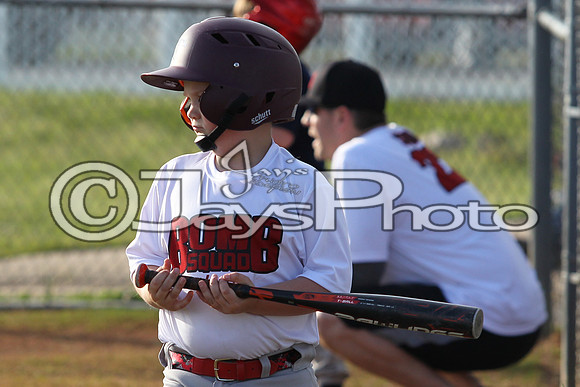 Bomb Squad vs Tigers 6-7 year old (Pitching Machine) 4-27-2015 (©Justin Manning) JWM_0098