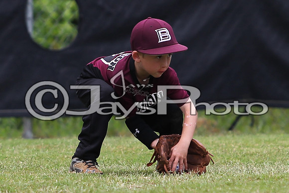 Benton (Cobb) vs. Benton 5-6 year old All-Stars 6-14-2015 (©Justin Manning) JWM_0043