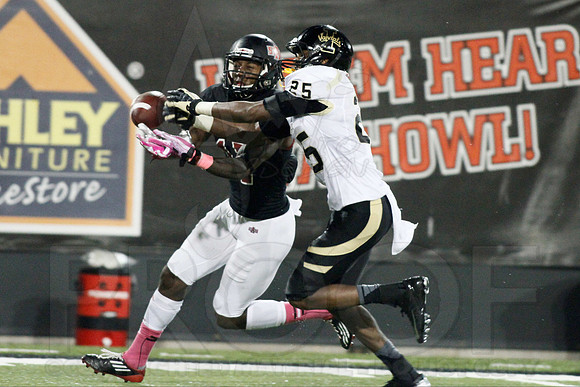 Idaho @ ASU 10-12-13 (© Justin Manning) JWM0605