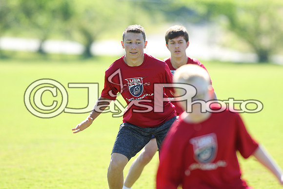 Tyrell Johnson Football Camp 6-10-17_JWM00223