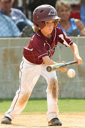 Benton-Midkiff vs. Bryant-Griffin 8 year old (Cal Ripken) 7-20-2014 (©Justin Manning) JWM_109