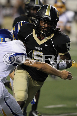 Lakeside vs LR Central 9-3-2015 (©Justin Manning) JWM_0283