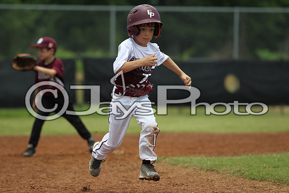 Benton (Cobb) vs. Benton 5-6 year old All-Stars 6-14-2015 (©Justin Manning) JWM_0051