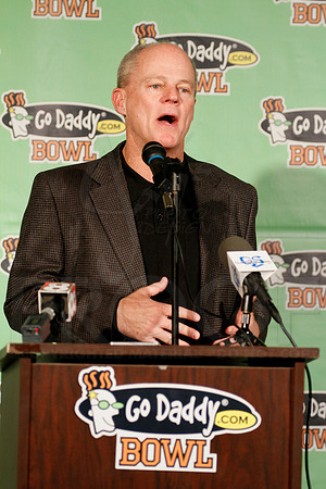 Go Daddy Press Conference & Reception 1-2-12 (Justin Manning)0048