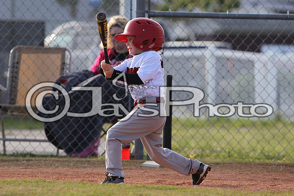 Bomb Squad vs Tigers 6-7 year old (Pitching Machine) 4-27-2015 (©Justin Manning) JWM_0167