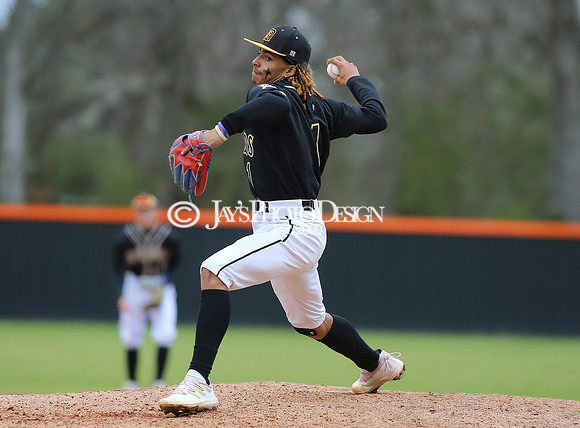 Dequeen @ Malvern baseball 3-18-22_JWM_0127