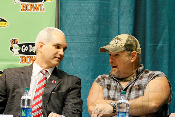 Go Daddy Press Conference (Larry the Cable Guy) & Mayor Luncheon 1-4-13 (Justin Manning)0016