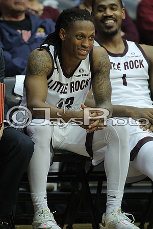 Louisiana Lafayette @ Arkansas-Little Rock Men's Basketball 1-7-2016 (©Justin Manning) JWM_0405