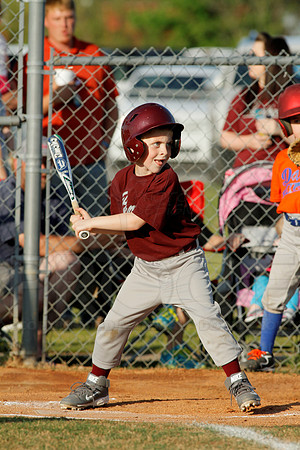 Panthers @ Mets 5-6 year old baseball 4-22-2014 (© Justin Manning) JWM_0114