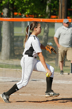 Ouachita @ Malvern Softball 5-6-2014 (© Justin Manning) JWM_0164