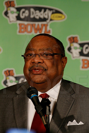 Go Daddy Press Conference & Reception 1-2-12 (Justin Manning)0017