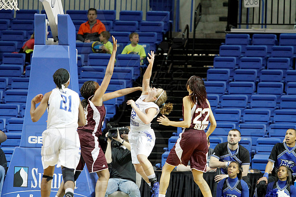 Middle Tennessee vs ULM  Women's 3-9-13 JWM0165 (©Justin Manning)