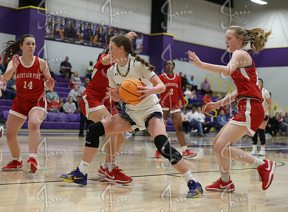 Poyen vs. Mountain Pine (AAA 2A-4 Regional Semifinal) 2-28-25_JWM_0414