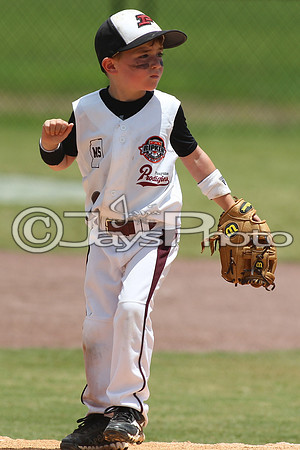 Benton vs. Picayune MS Cal Ripken t-ball All-Stars 7-12-2015 (©Justin Manning) JWM_0075