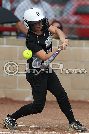 Bauxite @ Harmony Grove softball 4-21-2015 (©Justin Manning) JWM_0073