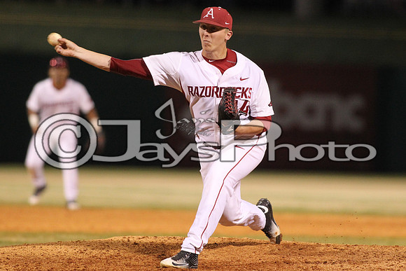 ULM @ Arkansas baseball_0909