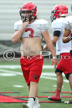 Harmony Grove Football Practice 8-10-17_JWM00236