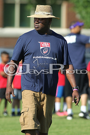 Tyrell Johnson Football Camp 6-10-17_JWM00034