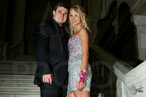 Prom pictures (Maria Vest) 4-11-2014 (© Justin Manning) JWM_0052