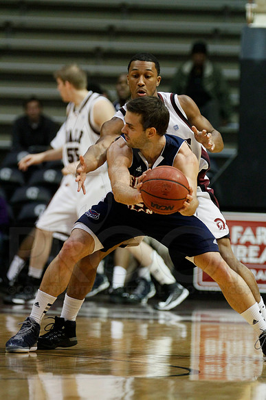 FAU @ UALR 1-24-13 (Justin Manning)0033