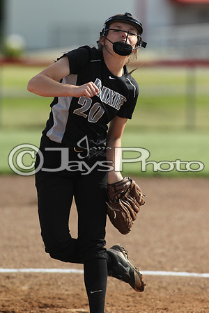 Bauxite @ Harmony Grove softball 4-21-2015 (©Justin Manning) JWM_0103