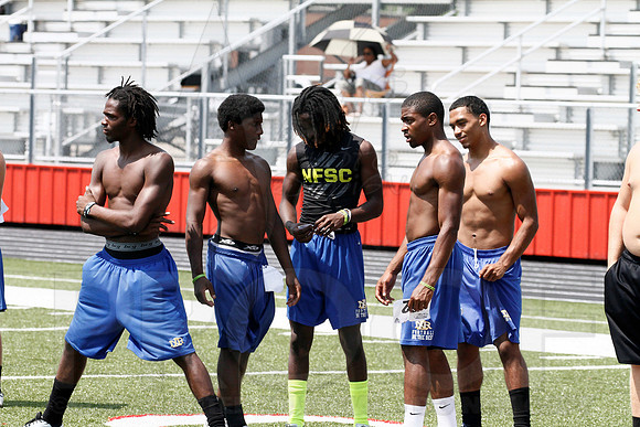 ArkansasVarsity Combine 5-26-12(Justin Manning)079