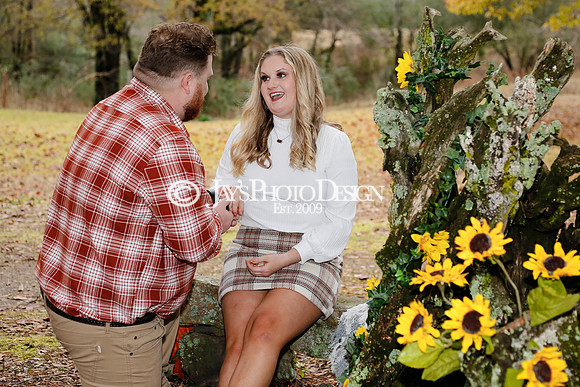 Aaron & Rebekah (Engagment Photos) 11-25-22_JWM_0117