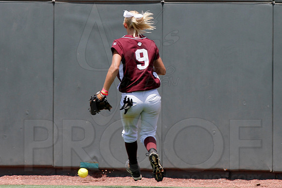 6A Benton vs Russellville State Finals 5-17-13 (© Justin Manning) JWM0003