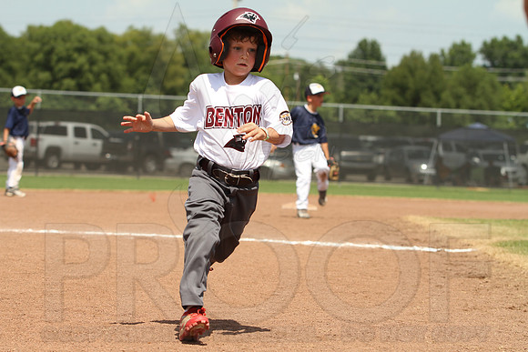 Benton vs. Mountain Home 5-6 year old All Stars 7-12-2014 (©Justin Manning) JWM_035
