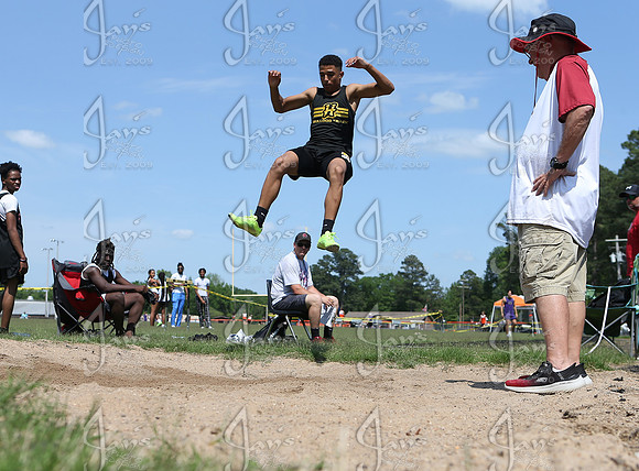 2A Region 8 District Track Meet 4-28-25_JWM_0341