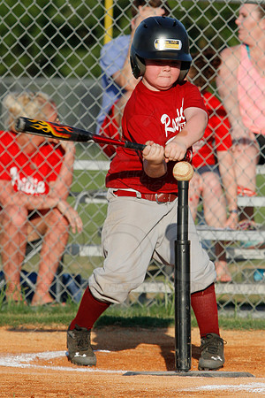Phillies vs. Razorbacks 5-6 year old baseball 6-3-2014 (© Justin Manning) JWM_0209