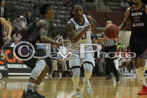Louisiana Lafayette @ Arkansas-Little Rock Men's Basketball 1-7-2016 (©Justin Manning) JWM_0486