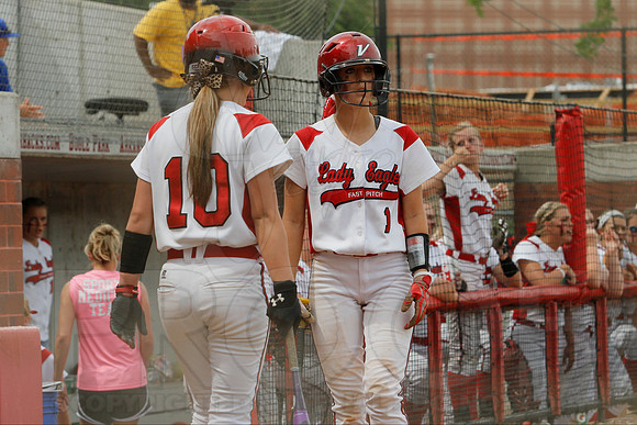 5A State Softball Finals Vilonia vs. White Hall 5-23-2014 (© Justin Manning) JWM_0125