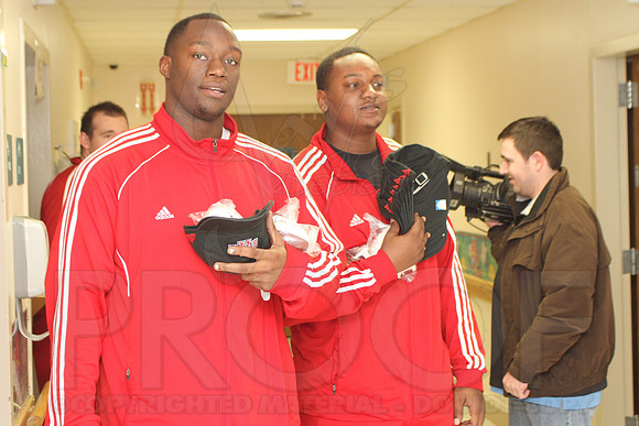 ASU Childrens hospital visit 1-3-13 (Justin Manning)0001