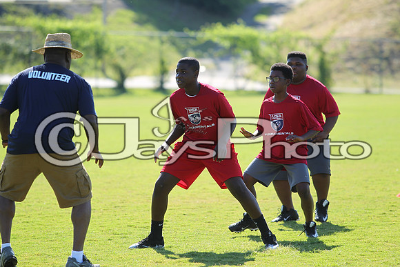 Tyrell Johnson Football Camp 6-10-17_JWM00188