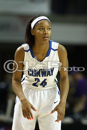 Conway vs. Fayetteville 7A Girls State Finals 3-14-2015 (©Justin Manning) JWM_064