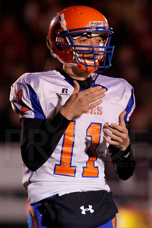 Two Rivers @ Glen Rose 11-7-13 (Senior Night) (©Justin Manning) JWM_0203